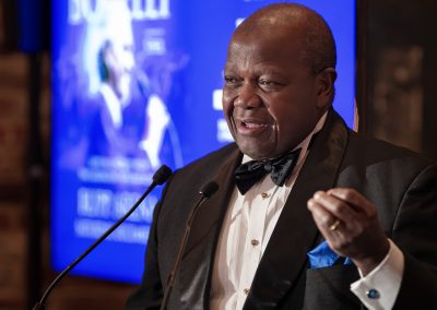 251205BocelliApiary091